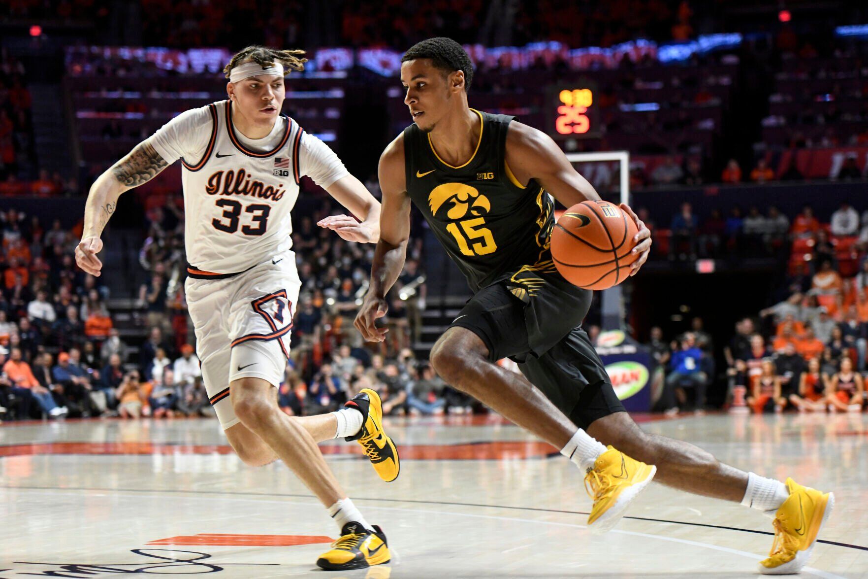 Iowa Illinois Basketball